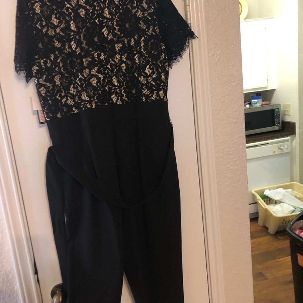 Jessica Howard Jumpsuit - Picture 2 of 4